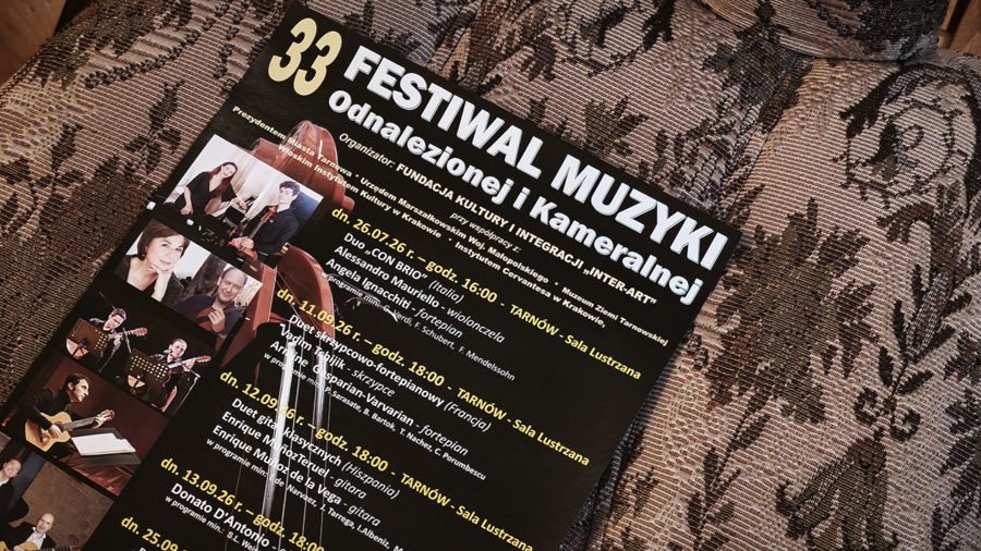 Ulotka 33. Festiwalu Muzyki Odnalezionej i Kameralnej